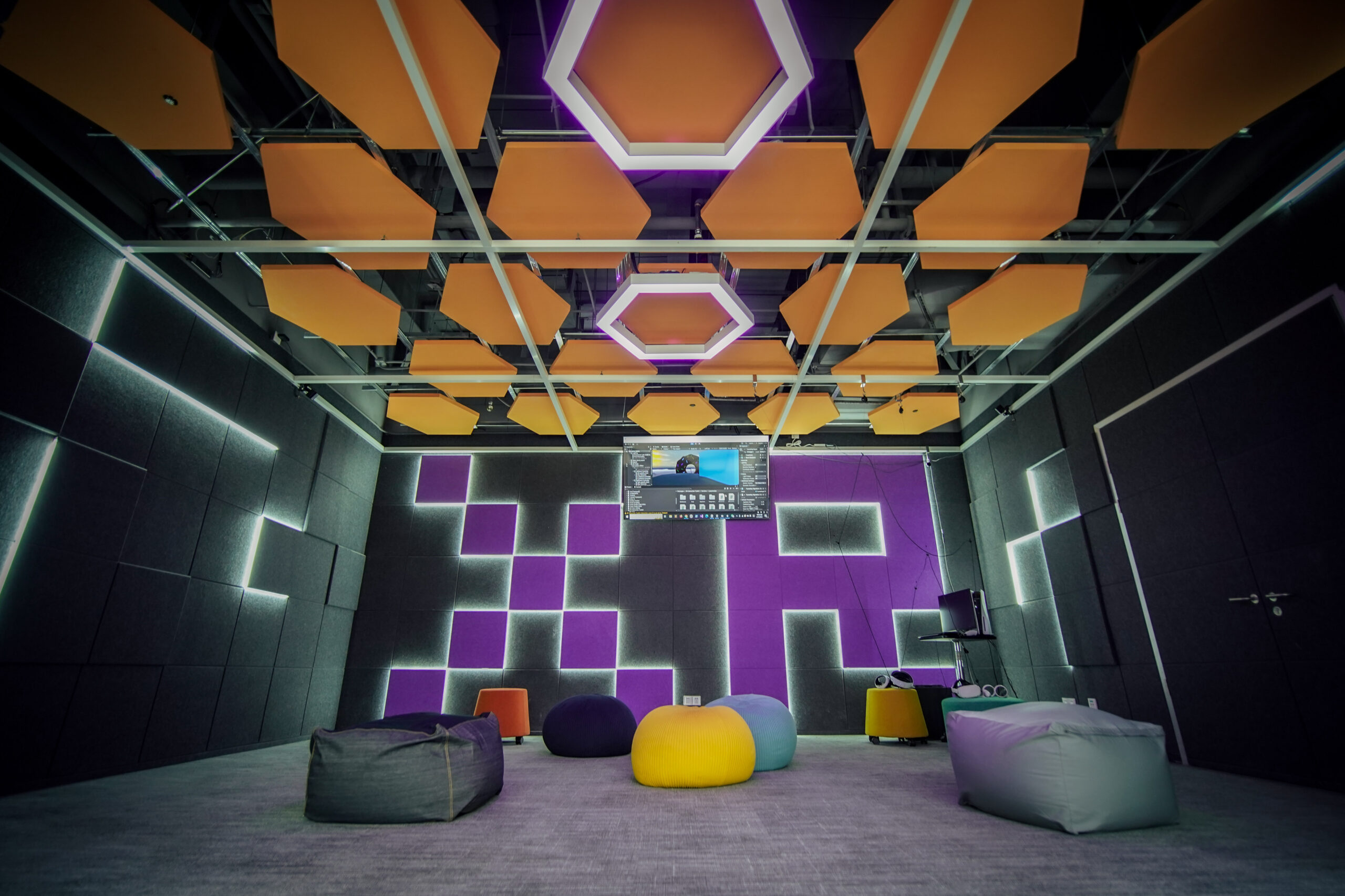 XR Space